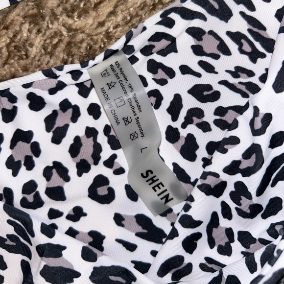 Leopard Swimsuit - Picture 3 of 6